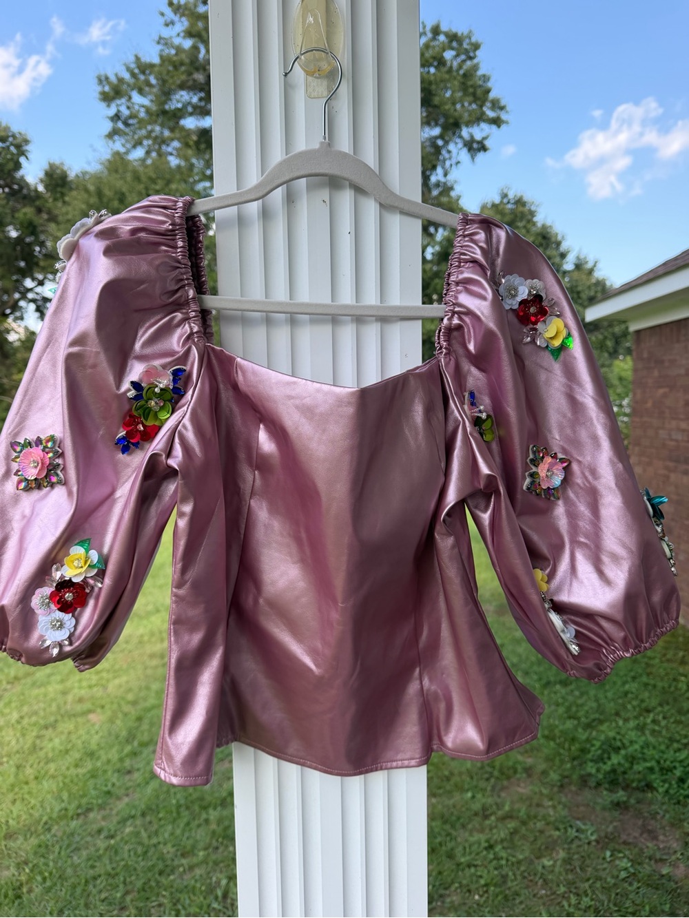 Queen Of Sparkles 3-D Flower Top
Pink $192 Large NWOT
